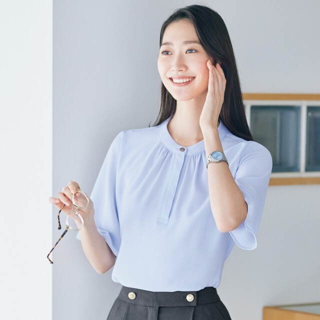 プルオーバー ブラウス 四分袖 ギャザー ネック消臭テープ ストレッチ