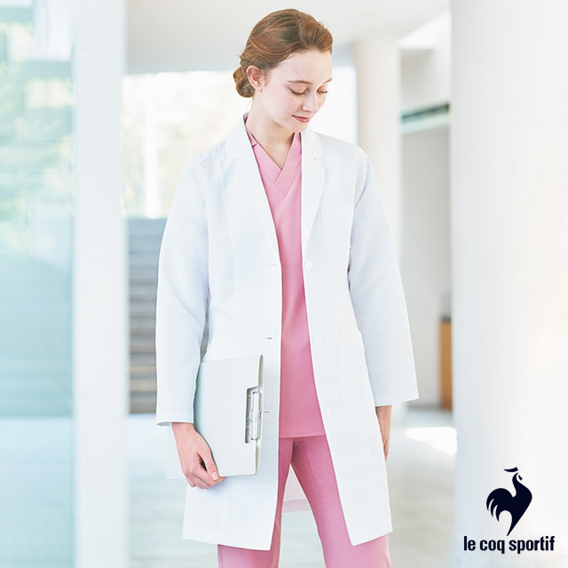 UQW4101 ルコックスポルティフ ドクターウェア 診察衣 シングルボタン女性用 長袖 工業洗濯可 ストレッチ 透け防止 帯電防止 制菌加工 lecoqsportif 医療用 医師 医者 女医 レディース レディス 女子 ドクターコート ジャケット 超軽量 ホワイト 白
