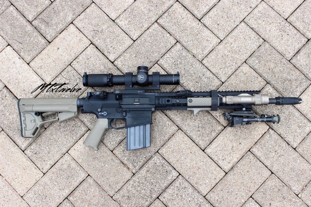 VFC SR25 ECC オフセットサイト 最強のガスブロライフル VFC SR-25 ECC | エアガンパーツや