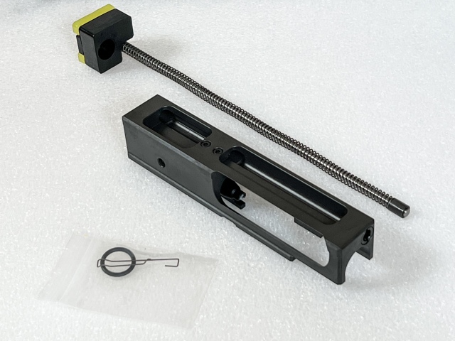 NorthEast MP2A1 / UZI SMG スチールボルトキャリアーASSY (CO2専用)