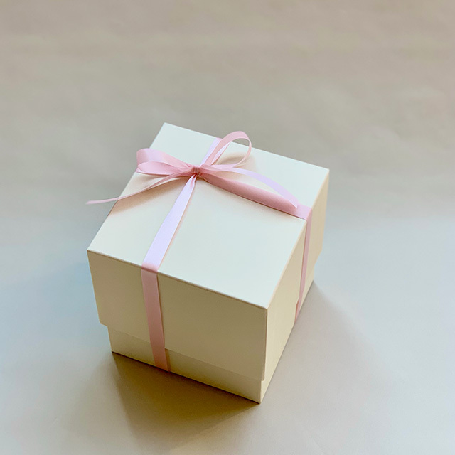 オリジナルBOX入り プリザーブドフラワーアレンジメントS