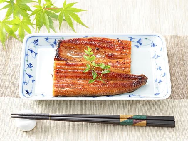 贈答用】うなぎ蒲焼 110g 2匹セット (送料別）