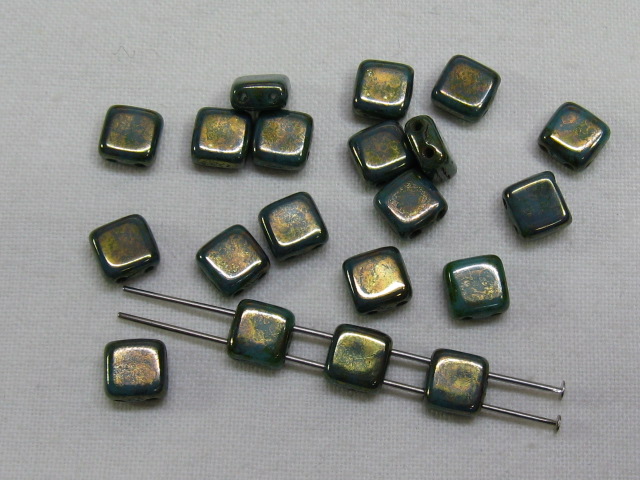 チェコビーズ　フラットスクエア　２ホール　６ミリ　ターコイズブロンズピカソ