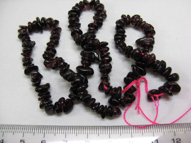 天然石　さざれ　約40センチ　ガーネット