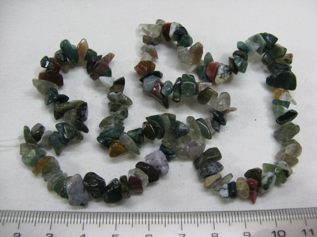 天然石　さざれ　約40センチ　インドメノウ