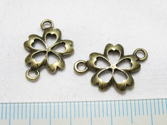 コネクター　さくら　約１５ミリ　金古美