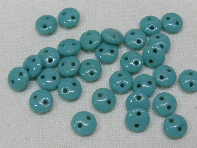チェコビーズ　レンティル(レンズ豆)　２ホール　６ミリ　ターコイズ