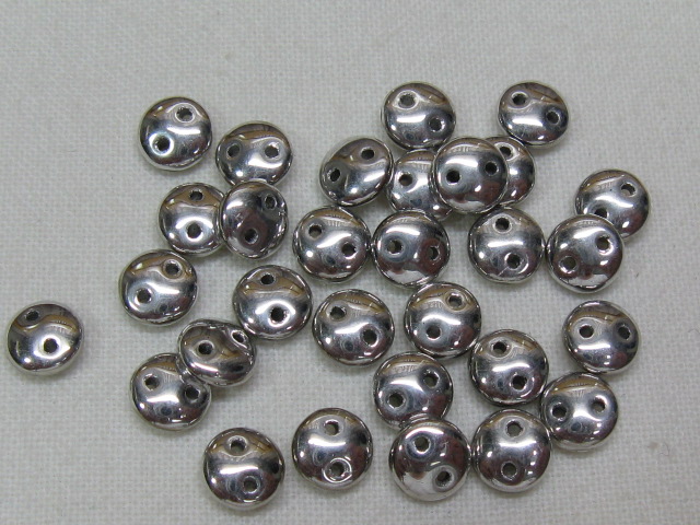 チェコビーズ　レンティル(レンズ豆)　２ホール　６ミリ　シルバー