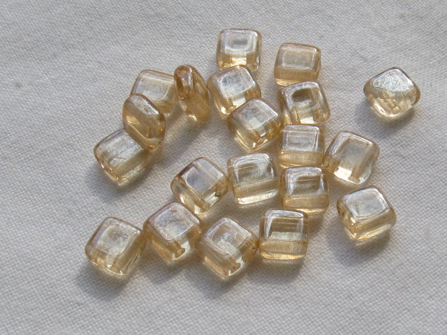 フラットスクエア　２ホール　６ミリ　ラスターシャンパン