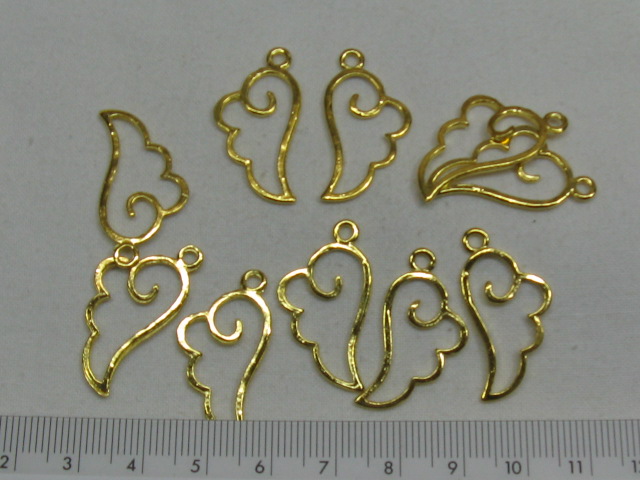 チャーム　天使の羽　(１０個入り)　ゴールド