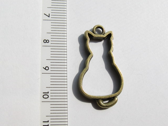 レジン向けメタル　ネコ　16×30mm　金古美