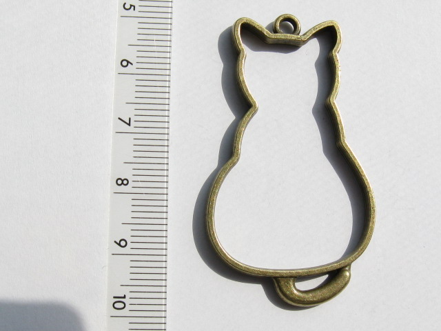 レジン向けメタル　ネコ　28×49mm　金古美