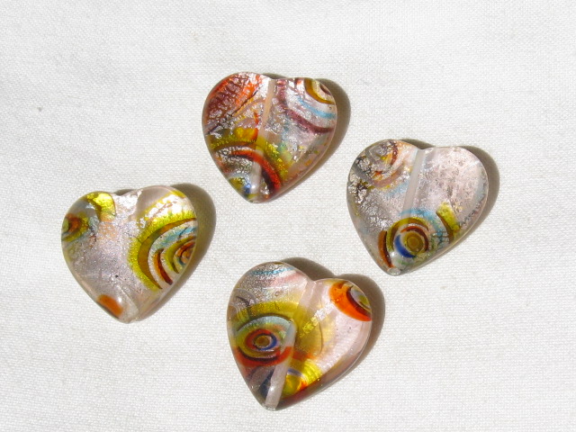 ベネチアン風ガラス　柄付きハート　約22ｍｍ　ライトピンク