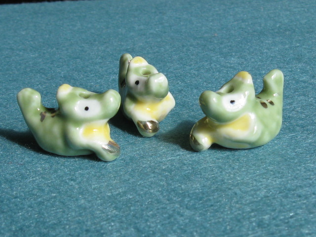 陶器ビーズ　干支　約24×16mm　タツ(辰)