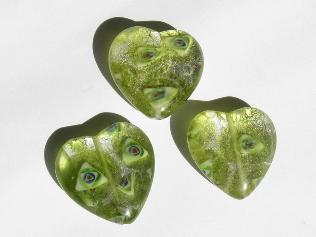 ベネチアン風ガラス　模様付きハート　約26ｍｍ　ライトグリーン