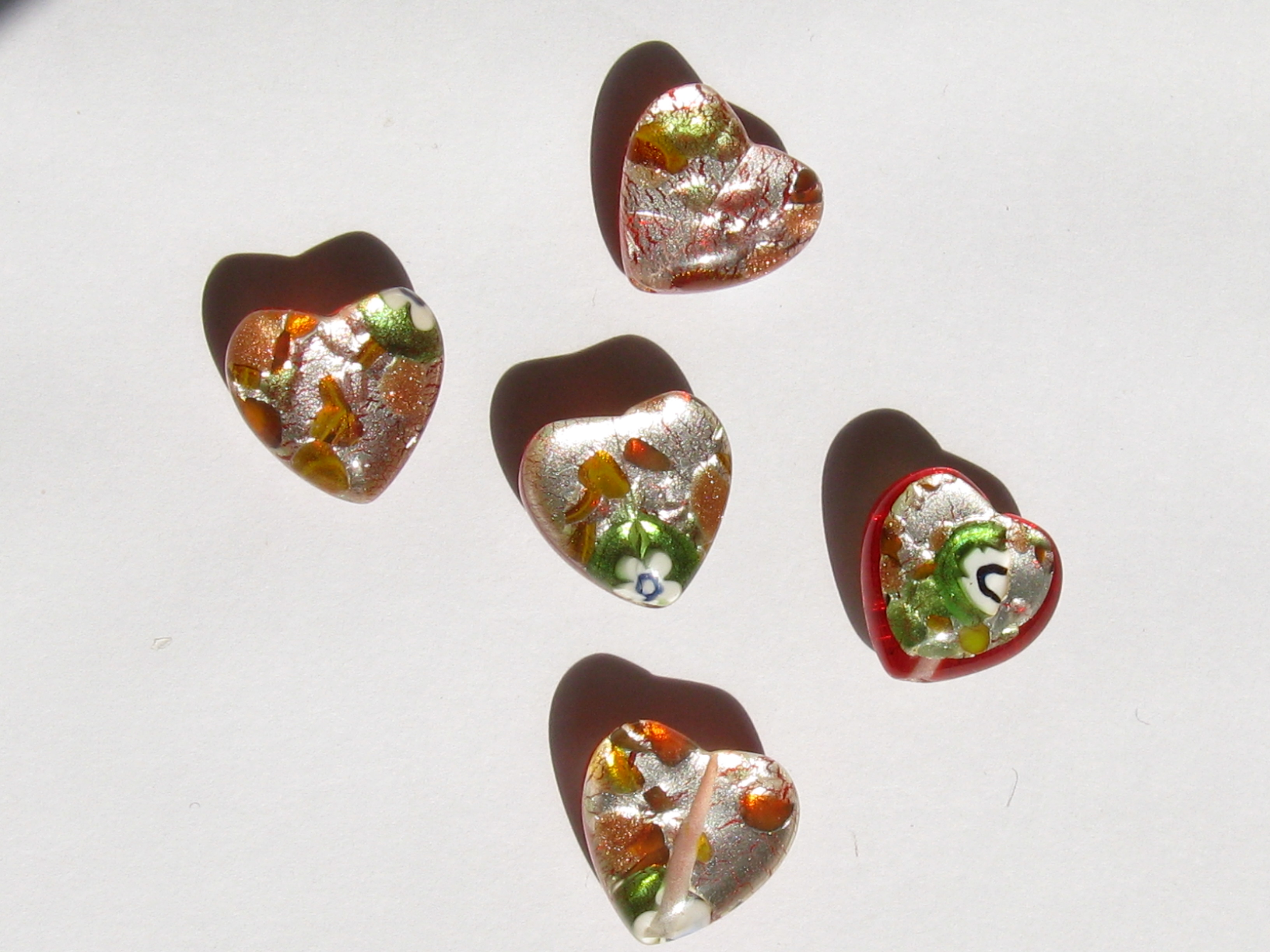 ベネチアン風ガラス　模様付きハート　約14ｍｍ　レッド