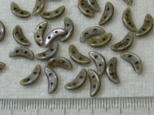 クレセント２H　３×１０ミリ　オペークラスターグリーン