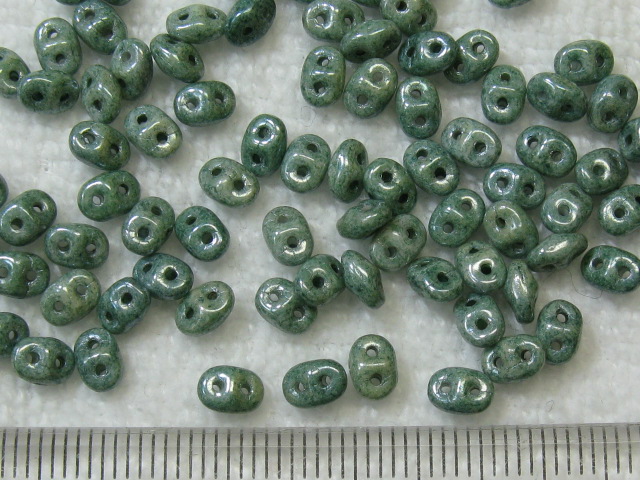 スーパーデュオ2H　2.5×5ミリ　ラスターストーングリーン