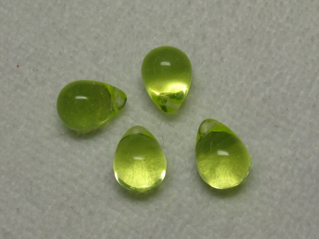 チェコビーズ　ティアドロップ　10×14ミリ　ジョンキル