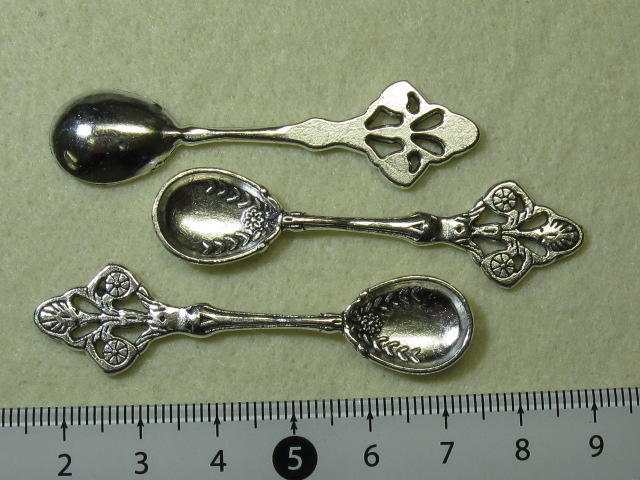 チャーム　スプーン　 59×20ミリ　シルバー