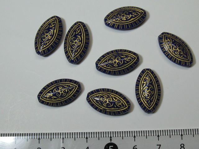 アクリル・プラスチックビーズ　マーキス型　19×11㎜　青地に金模様