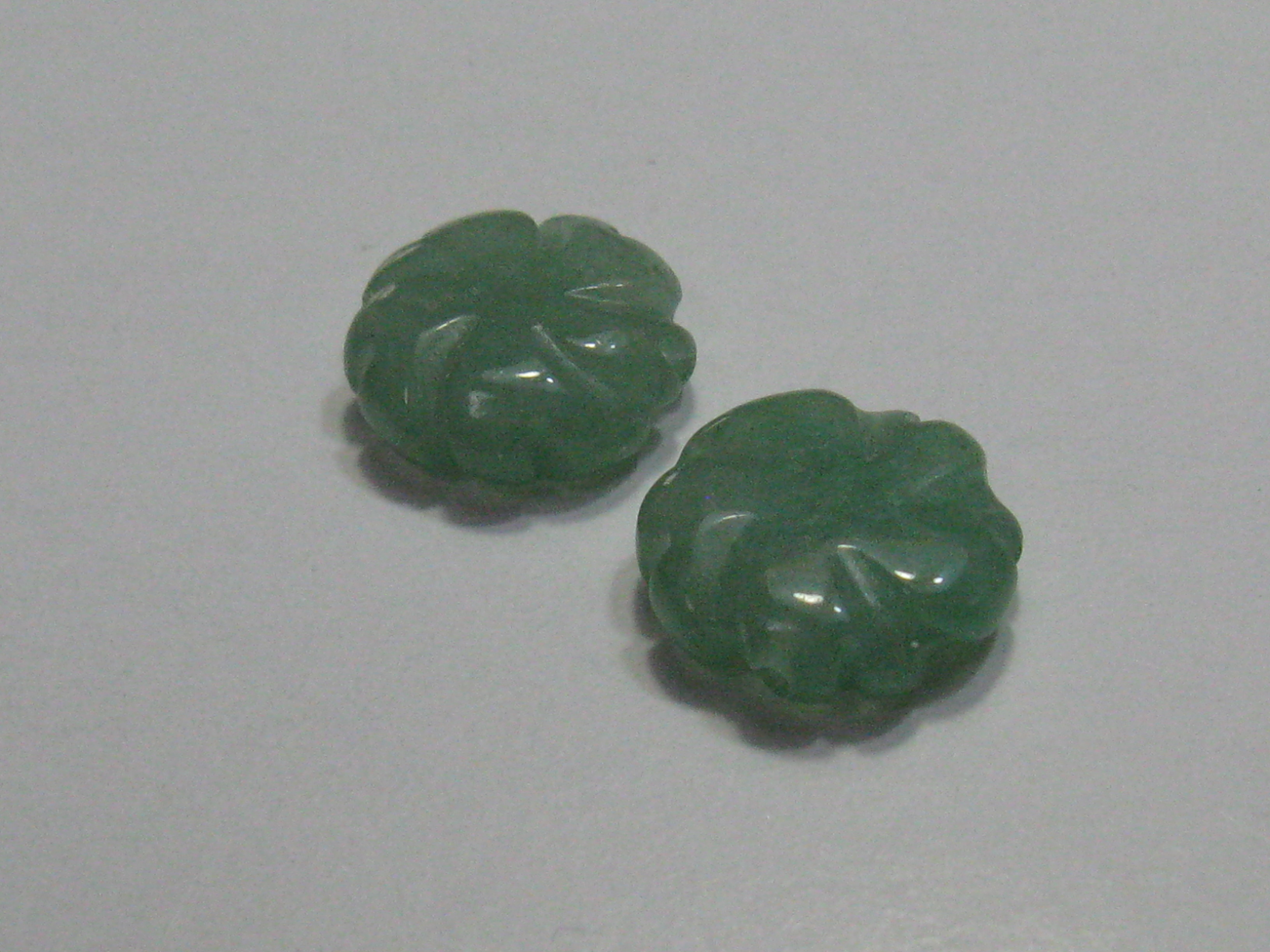 天然石　約１６mm　(２個入り)　グリーンアベンチュリン