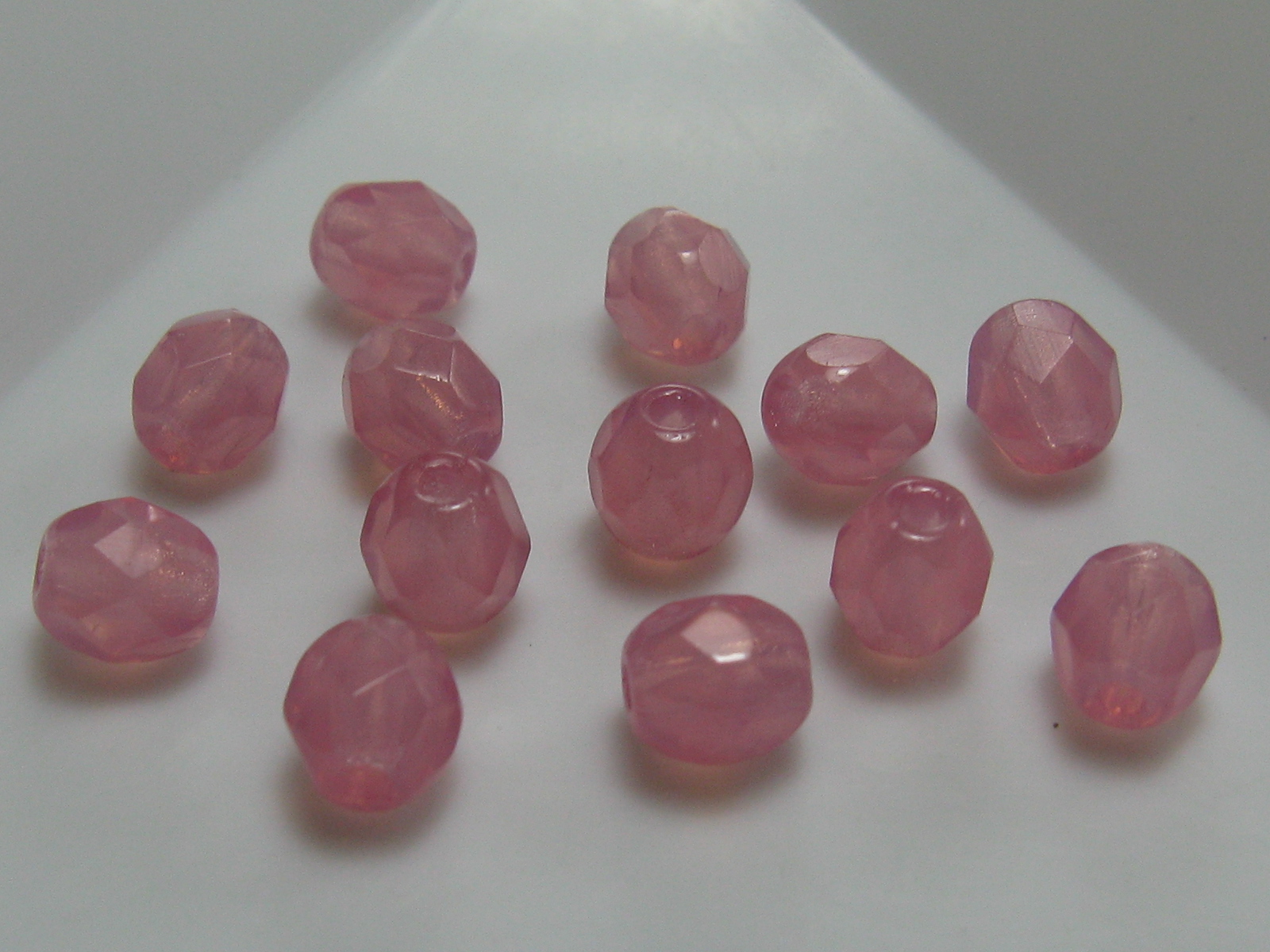 チェコ　ＦＰ　４ミリ　ミルキーロザリン