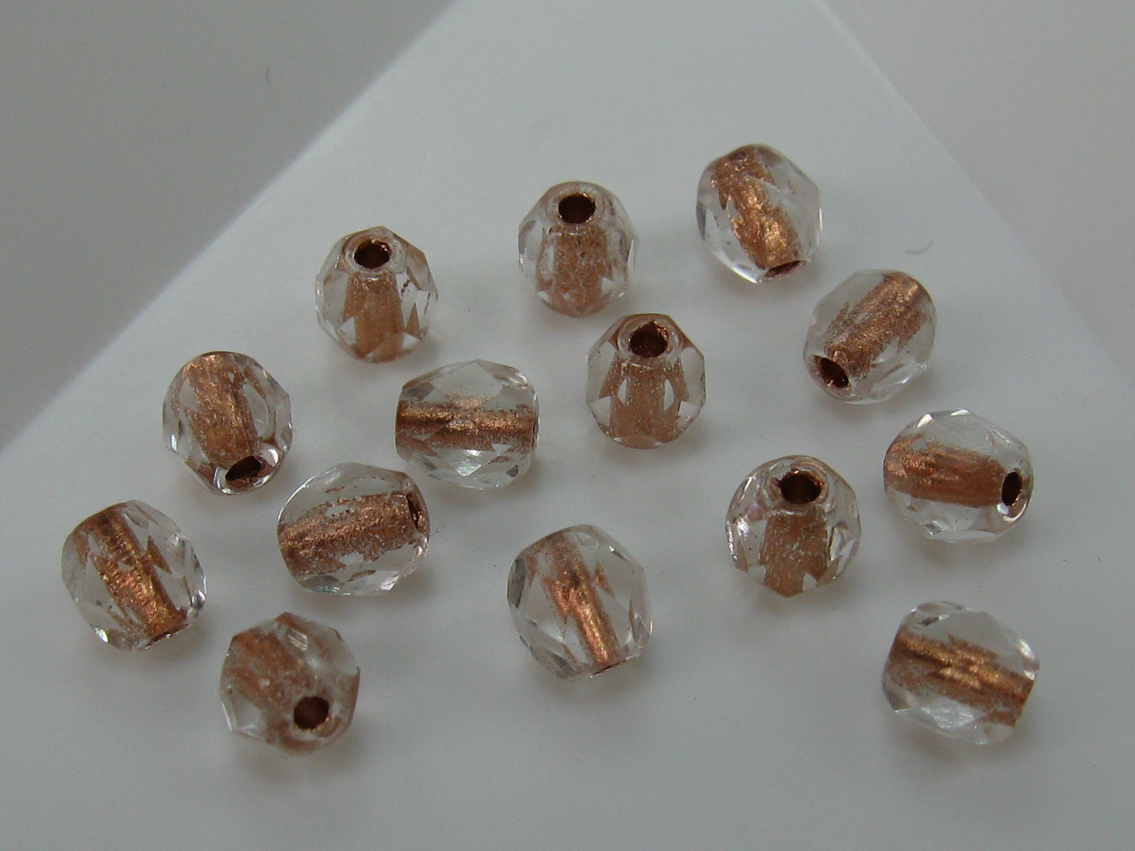 チェコ　ＦＰ　４ミリ　カッパークリスタル