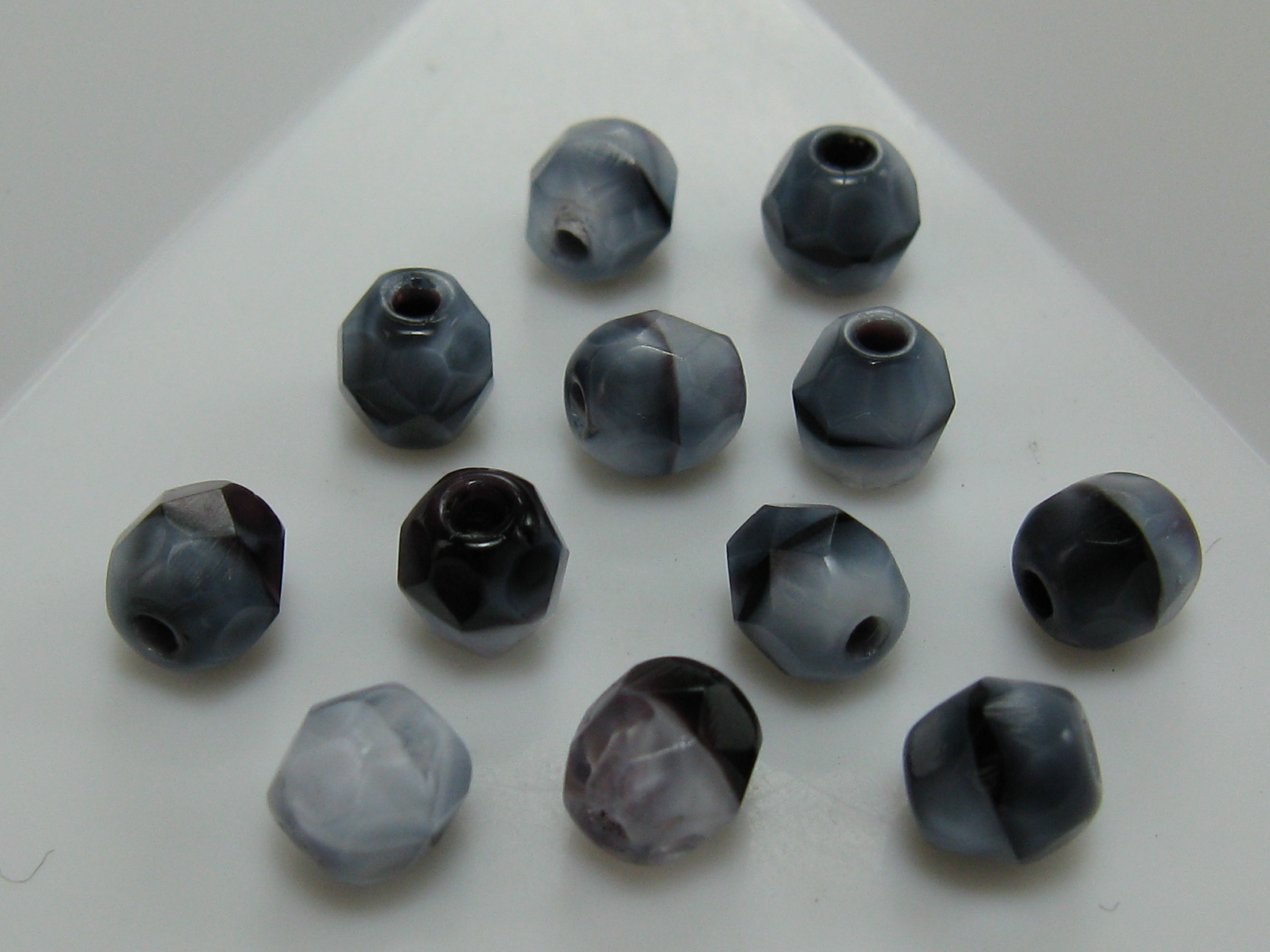 チェコ　ＦＰ　４ミリ　２トーンクリスタルジェット