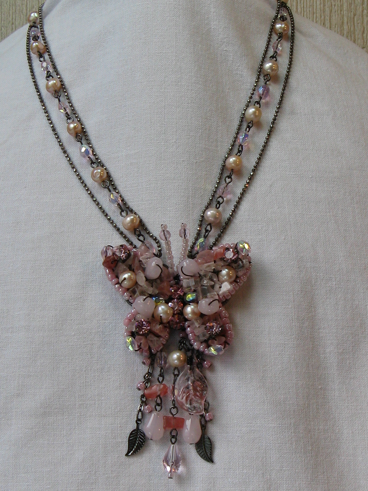 蝶のネックレスＡ