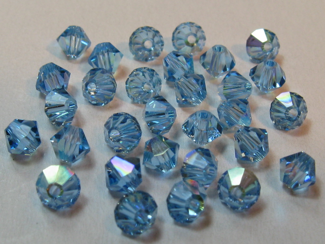 5301番　４mm　アクアマリンＡＢ