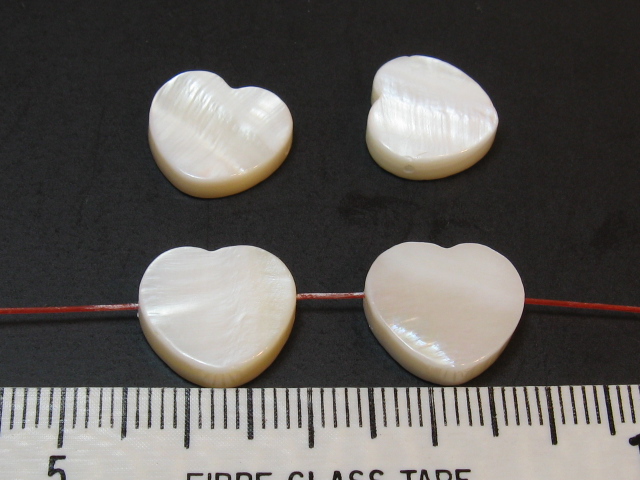 シェルパーツ　14ミリ　ハート・よこ穴