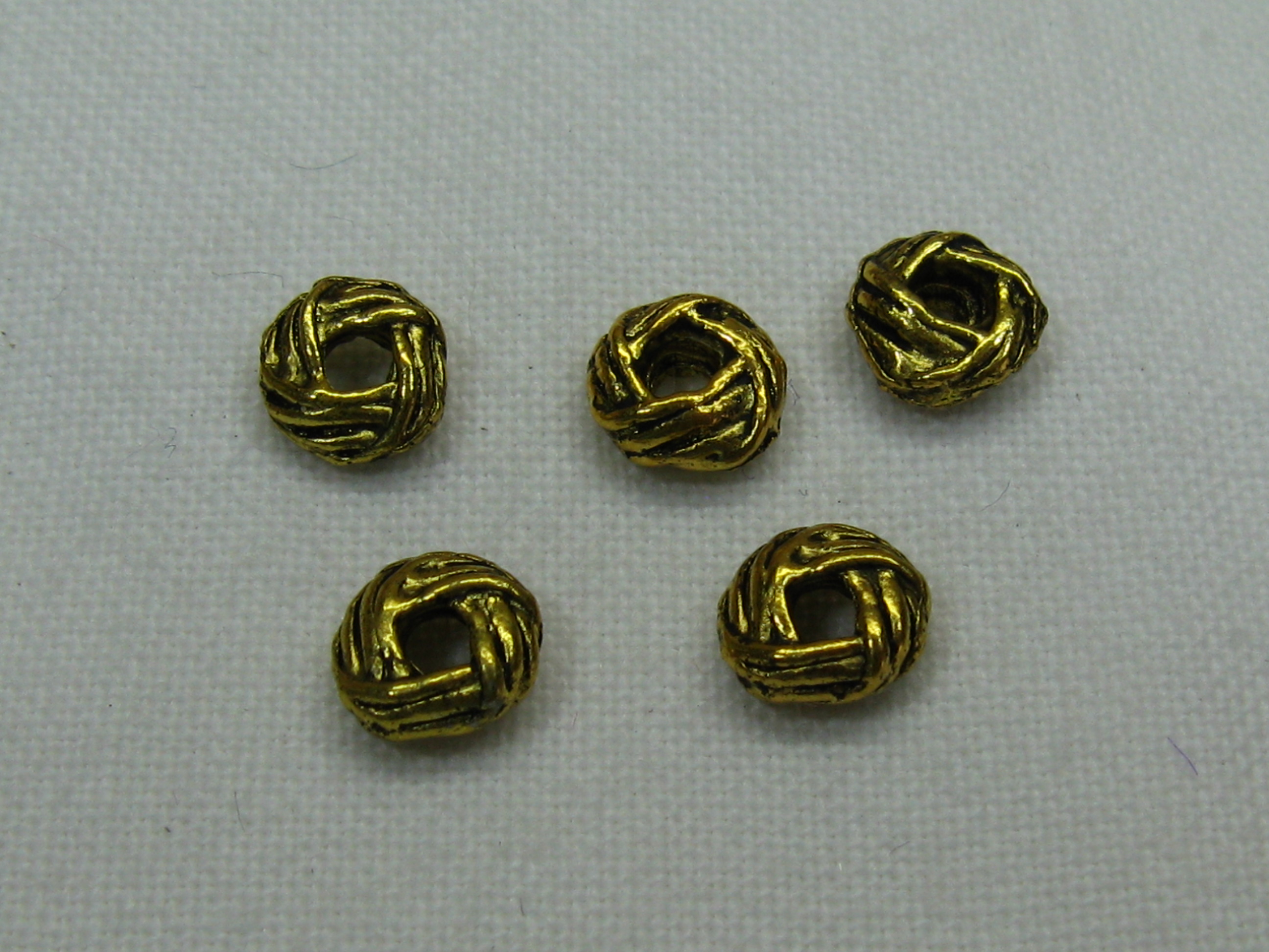 コネクター　６ミリ　Ａゴールド