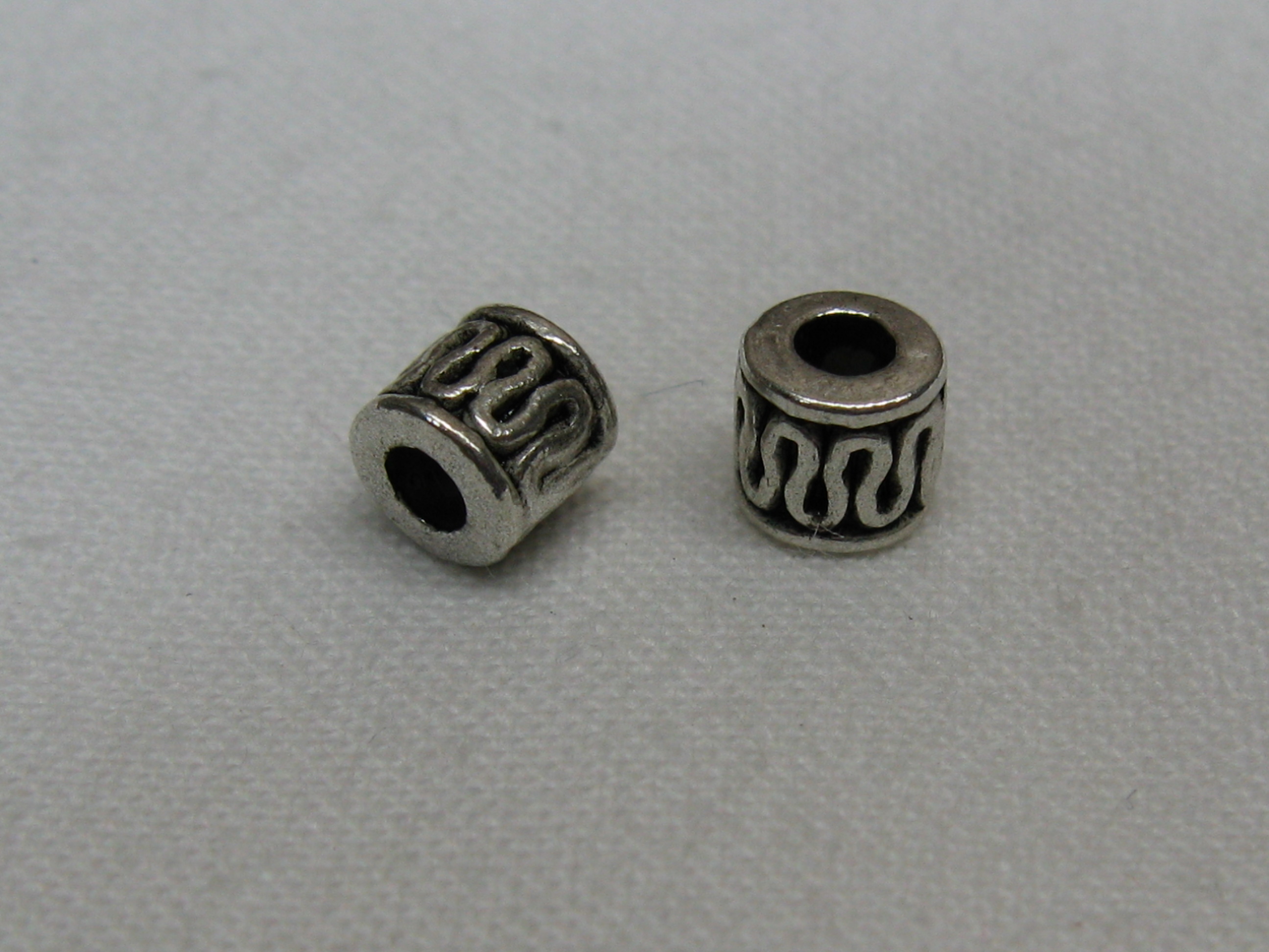 筒型スペーサー　５ミリ　シルバー