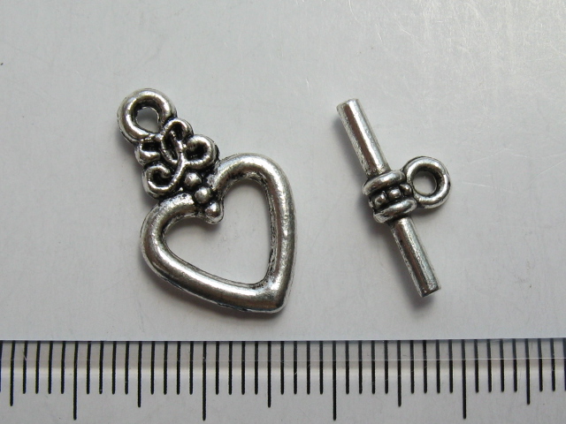 マンテル　ハート　Ａシルバー