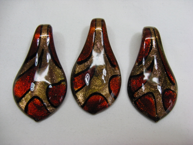 ハンドメイドガラス　スプーン　約60ｍｍ×32ｍｍ　レッド