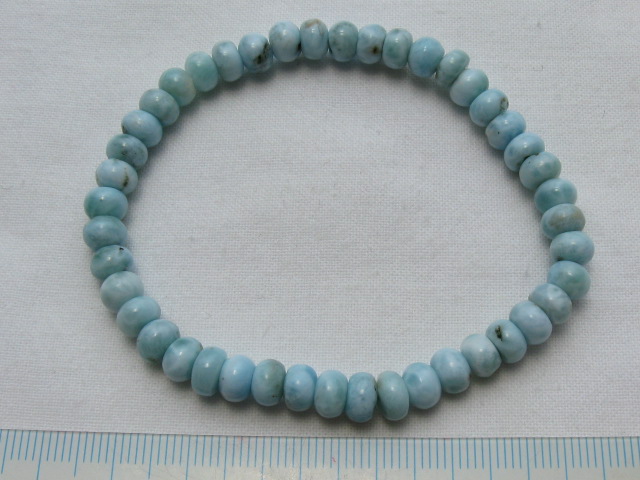 天然石ブレスレット　ボタンタイプ　　6~6.5×4~5ミリ　ラリマー