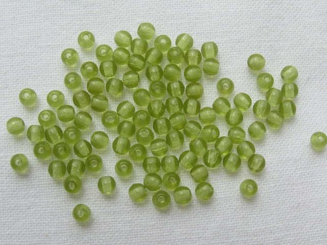 チェコ　プレス　ラウンド　３ミリ　(100ヶ入り)　オリーブ