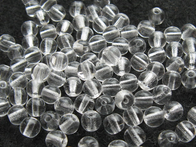 チェコ　プレス　ラウンド　４ミリ　クリスタル