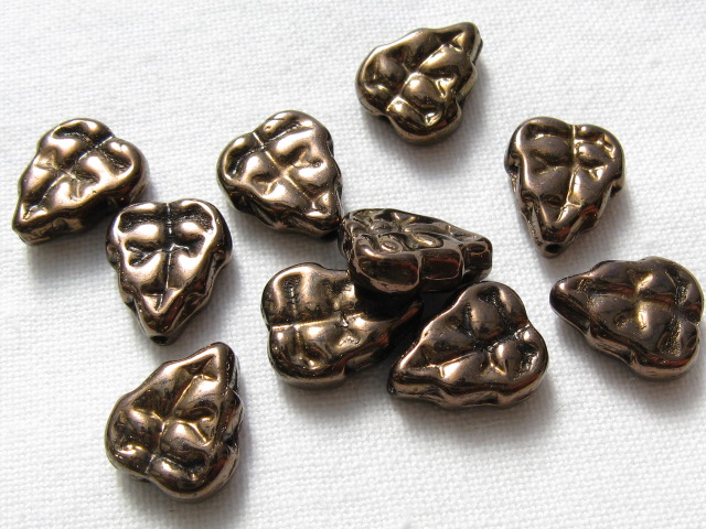 チェコビーズ　リーフ　8×10ミリ　ジェットブロンズ