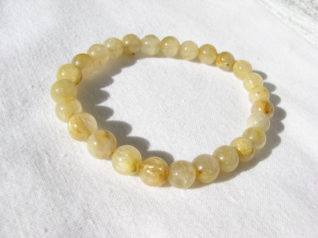 天然石ブレスレット　ラウンドタイプ　２６玉　　7.5~7.0ミリ　ルチルクォーツ