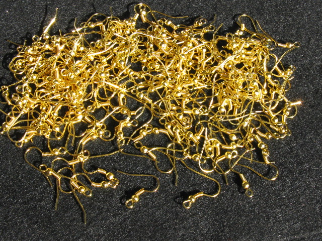 ピアス　釣り針タイプ　(約100ペア)　ゴールドカラー