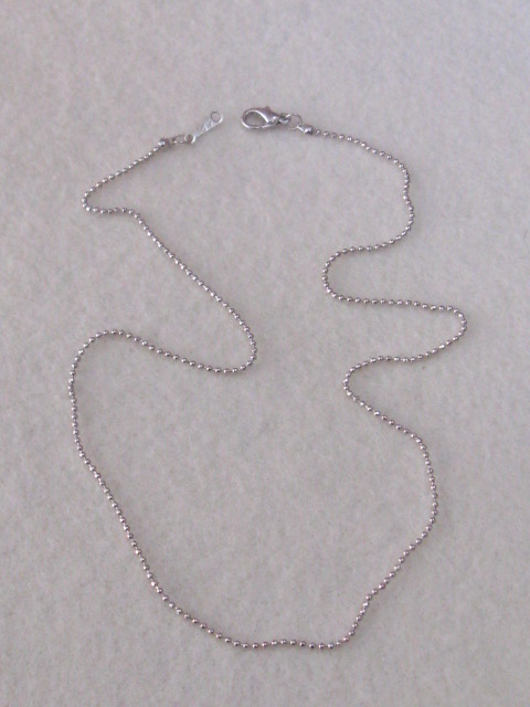 1.2ミリボールチェーンネックレス　約４１センチ　板ダルマタイプ　シルバー