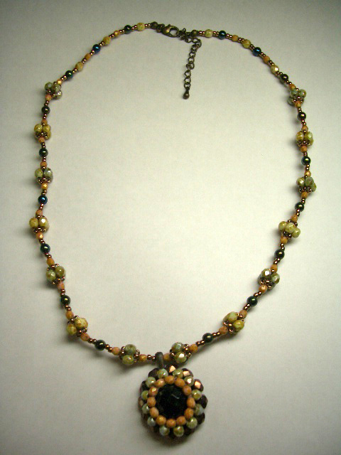 囲み風ネックレス　ジェット