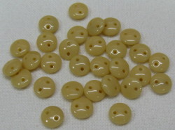 チェコビーズ　レンティル(レンズ豆)　２ホール　６ミリ　オペークベージュ