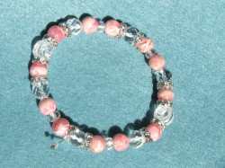 天然石ブレスレット　内径16～16.5ｃｍタイプ　インカローズ(8ミリ・12玉)　クリスタル(10ミリ・2玉)　カットクリスタル(8ミリ・6玉)　他