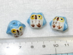 陶器ビーズ　ふくろう　約24×13mm　ブルー