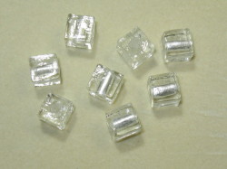 ベネチアン風ガラス　キューブ　約10×10ｍｍ　白色