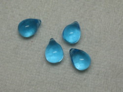 チェコビーズ　ティアドロップ　10×14ミリ　アクア
