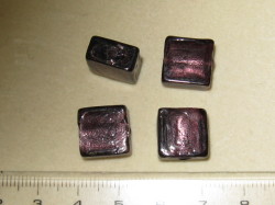 ベネチアン風ガラス　正方形　約12×5ｍｍ　紫色